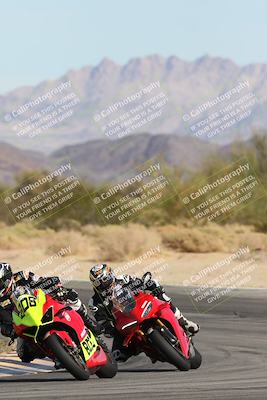 media/Nov-16-2025-Race Pace (Sun) [[8c5fa54630]]/Non Verified Riders (1st 20 Minutes)/2-Turn 10 (1010am)/